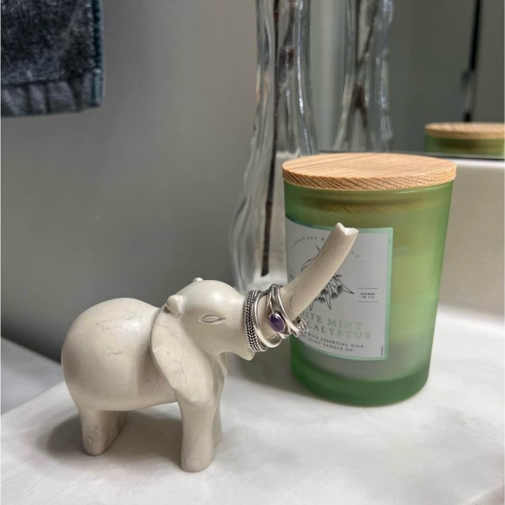 Marble Elephant Ring Holder